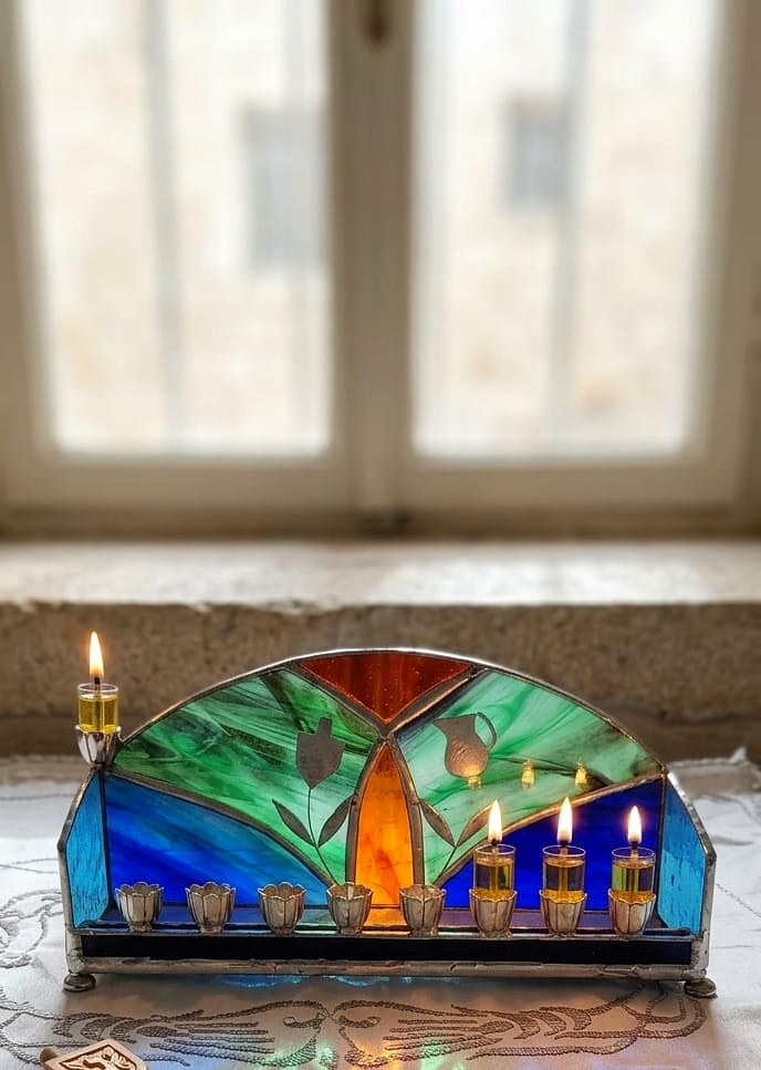 פמוט מקושת בגווני ים